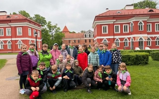 3b ir 4d klasių mokiniai keliavo Panemunio keliu