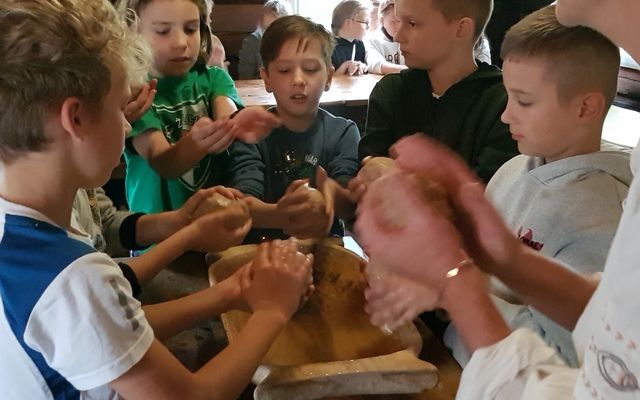 3a ir 3c klasių mokiniai keliavo po Anykščių kraštą