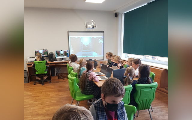 MINECRAFT education edition pamokos