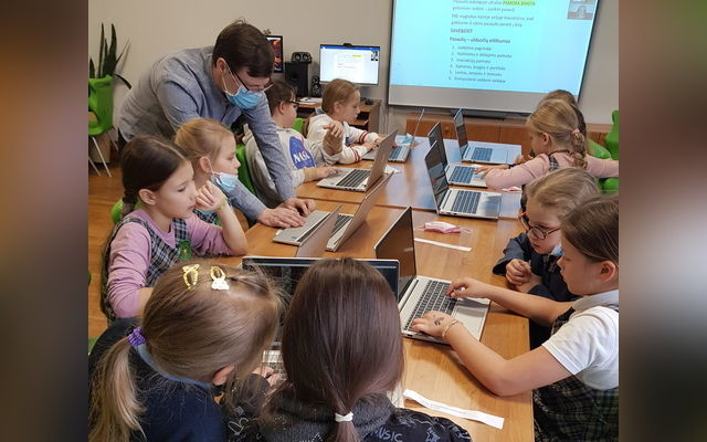 MINECRAFT education edition pamokos