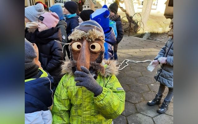 UŽGAVĖNĖS