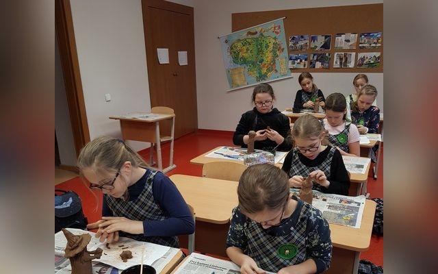 Mokykla jau kvepia Kalėdomis...