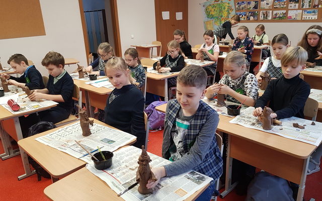 Mokykla jau kvepia Kalėdomis...