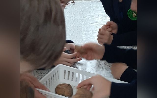 Edukacinis užsiėmimas menų inkubatoriuje Raudondvario Dvare