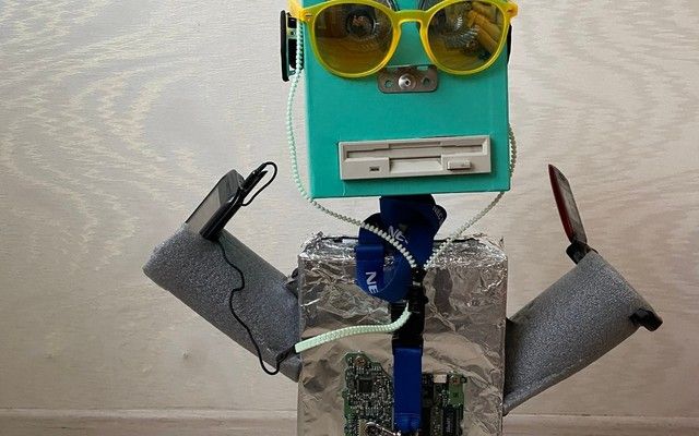 Erdvinio konstravimo konkursas  "MANO DRAUGAS ROBOTAS"