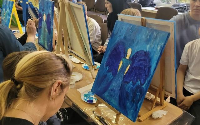 Artėjant Motinos dienai 3b klasė dalyvavo meninėje edukacijoje