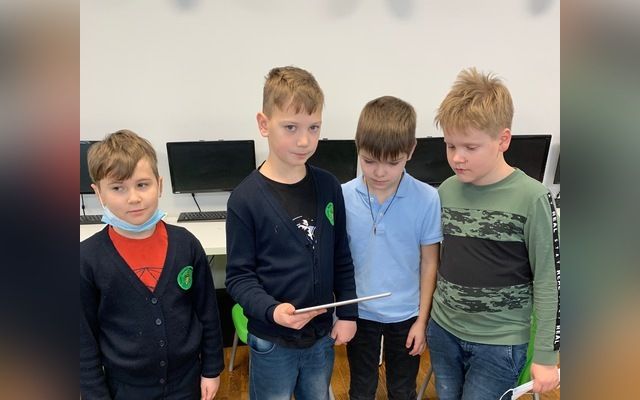 3 c klasės mokiniai kūrė virtualias pasakas