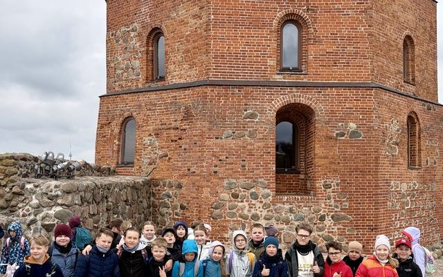 3 a ir 3c klasių mokiniai nuvažiavo į Vilnių
