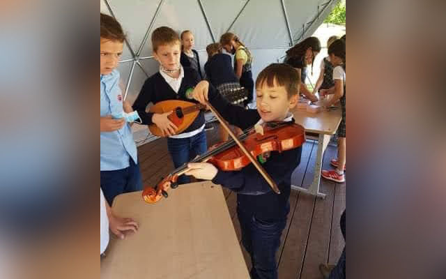 Edukacija ""Palapinė, kelionė ir muzika"