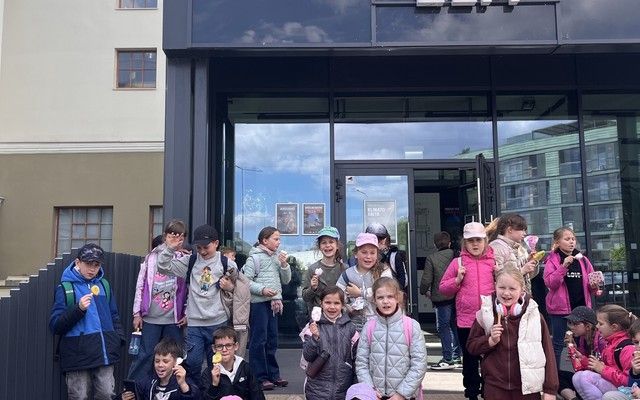 2 b ir 3 d klasių mokiniai vyko į Vilnių