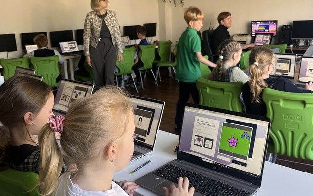 2b ir 2c "Steam" technologijų edukaciją "Čiurlionio magija menininko akimis"