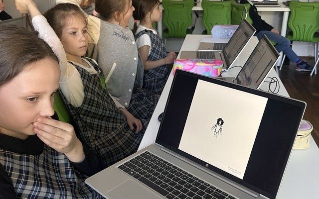 2b ir 2c "Steam" technologijų edukaciją "Čiurlionio magija menininko akimis"