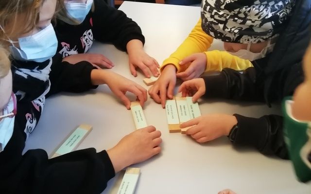Spalio mėnesį antrokai(mokytoja Solveiga) ir trečiokai (mokytoja Rūta) vyko į Alytų.