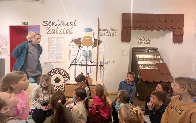 2 b ir 3 d klasių mokiniai vyko į Vilnių